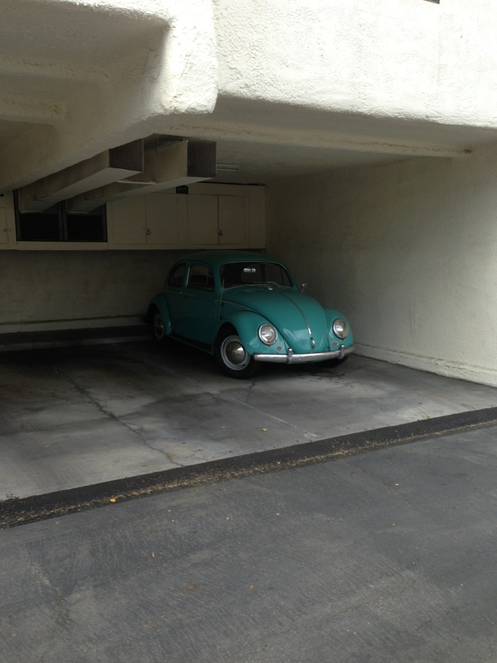 Sell Your Car Online For Free | Old VW Beetle Sitting In Garage